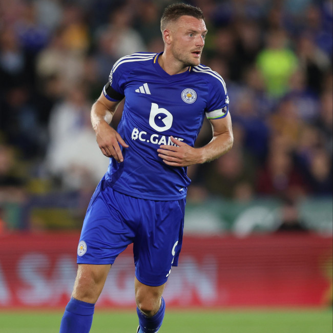 Jamie Vardy to leave Leicester after 13 years
