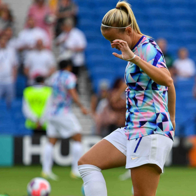 Beth Mead feels extra 'pressure' on England