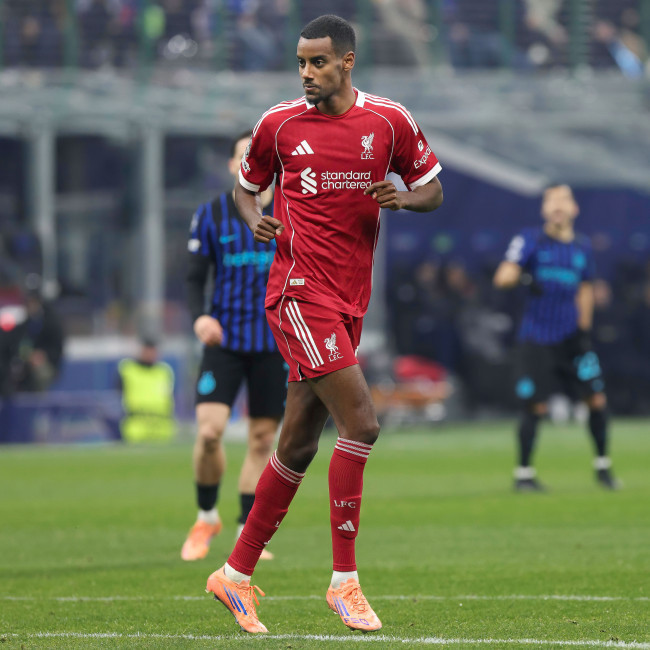 Liverpool’s Alexander Isak out for ‘couple of months’ after ‘wreckless’ Micky van de Ven challenge