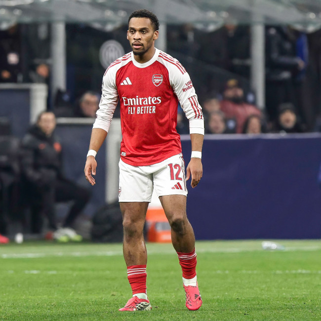 Jurrien Timber urges Arsenal players and fans to handle Premier League title 'anxiety'